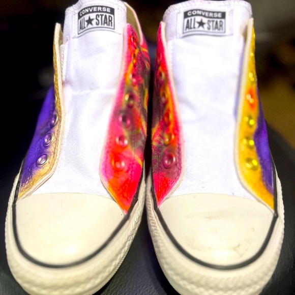 Custom made converse all-star ox white with custom paint,.like new never worn - Picture 4 of 4